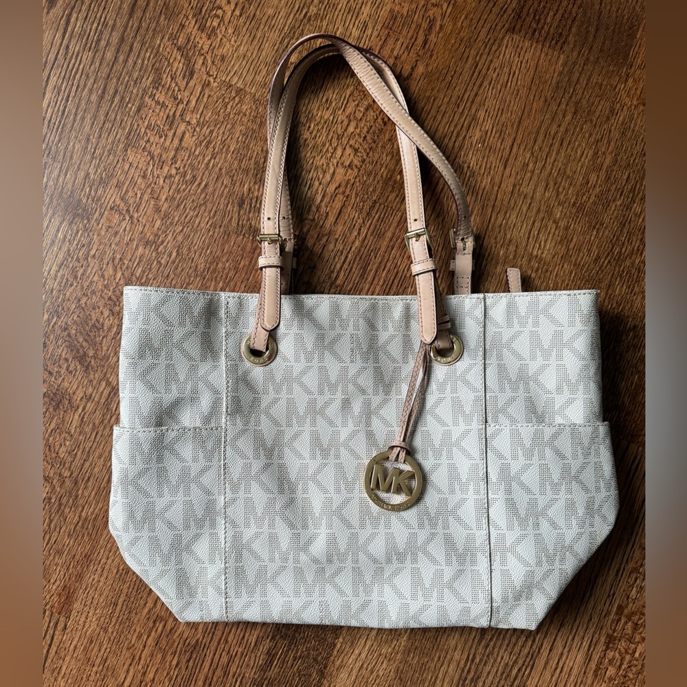 Michael Kors tote
